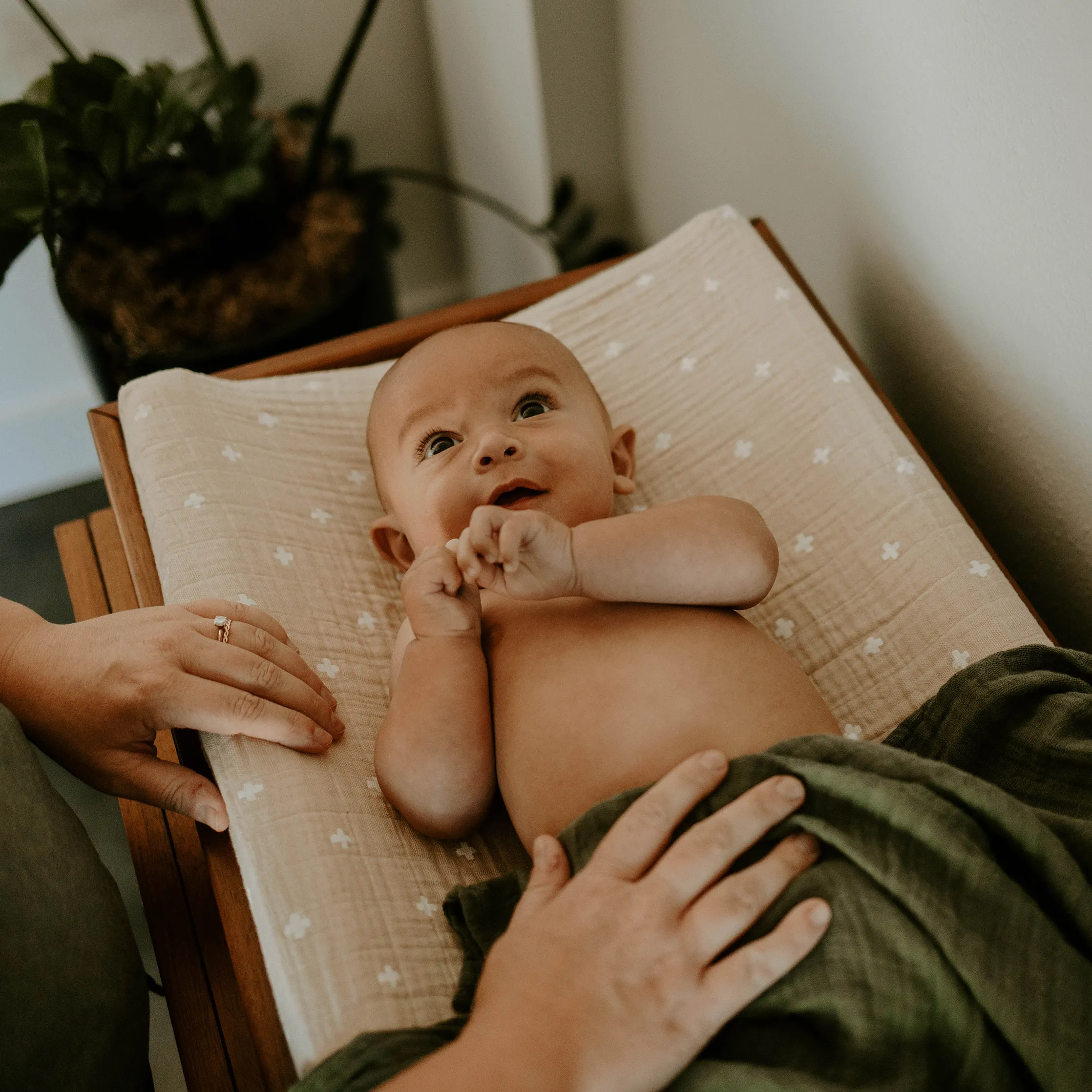 Cotton Muslin Changing Pad Cover - Taupe Cross