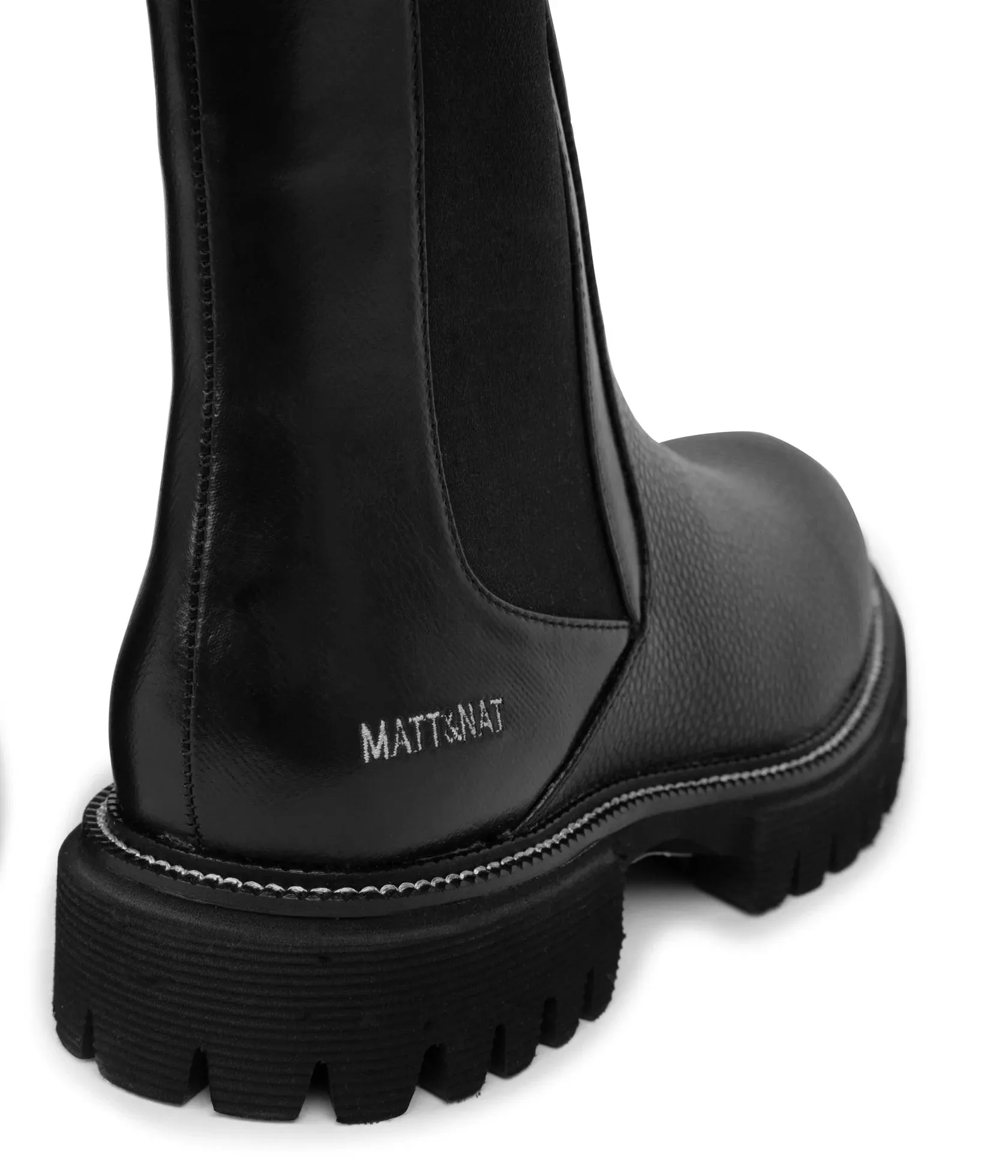 MATT&NAT ZUKE - Women's Vegan Chelsea Boots